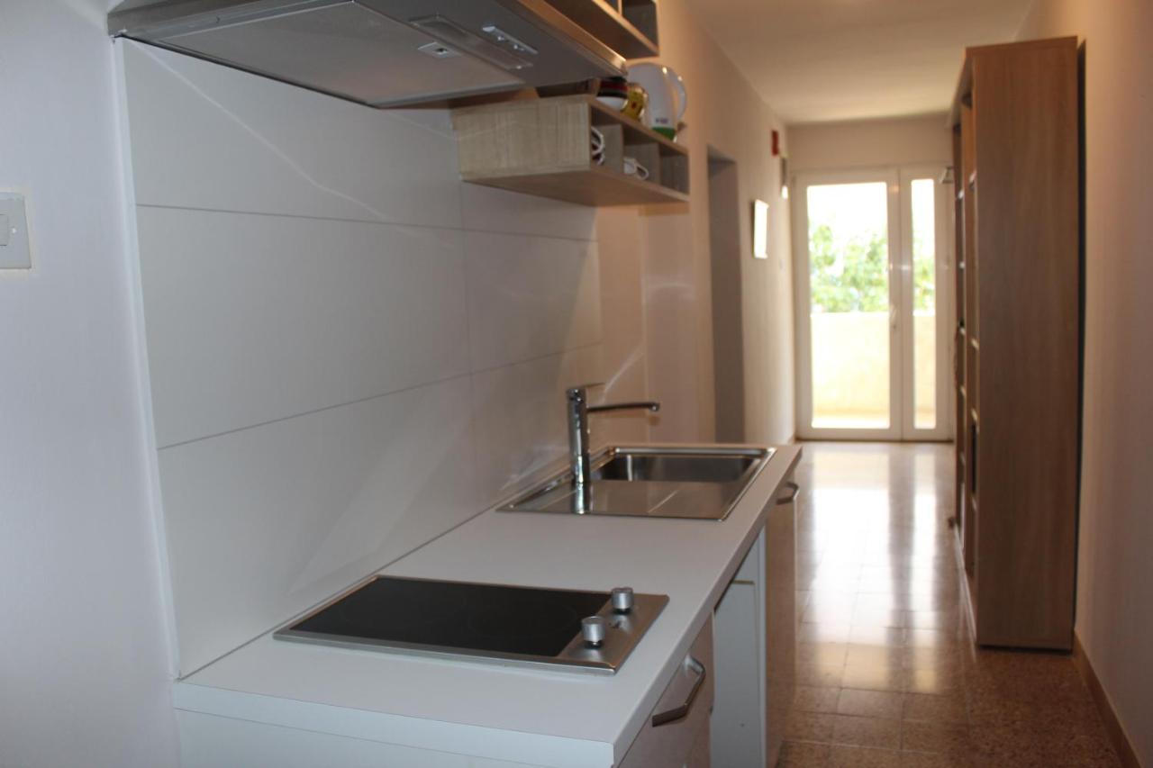 Sobe Dejan Hotel Zadar Buitenkant foto